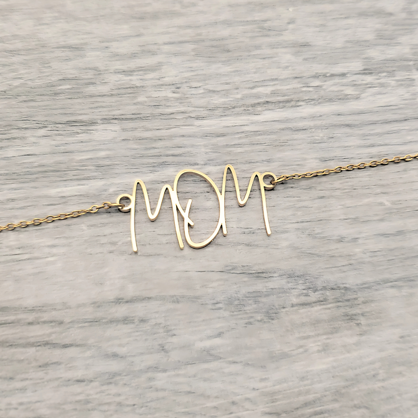 MOM Esme Style Necklace