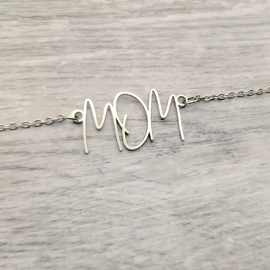 MOM Esme Style Necklace